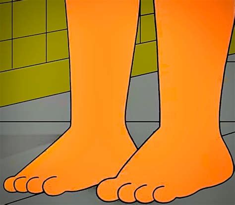 lois griffin feet